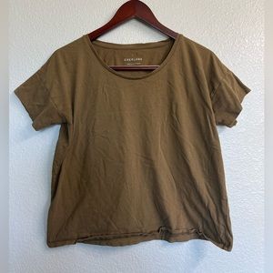 Women’s Everlane olive green tee, medium